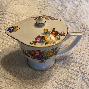 Cleveland China creamer with lid